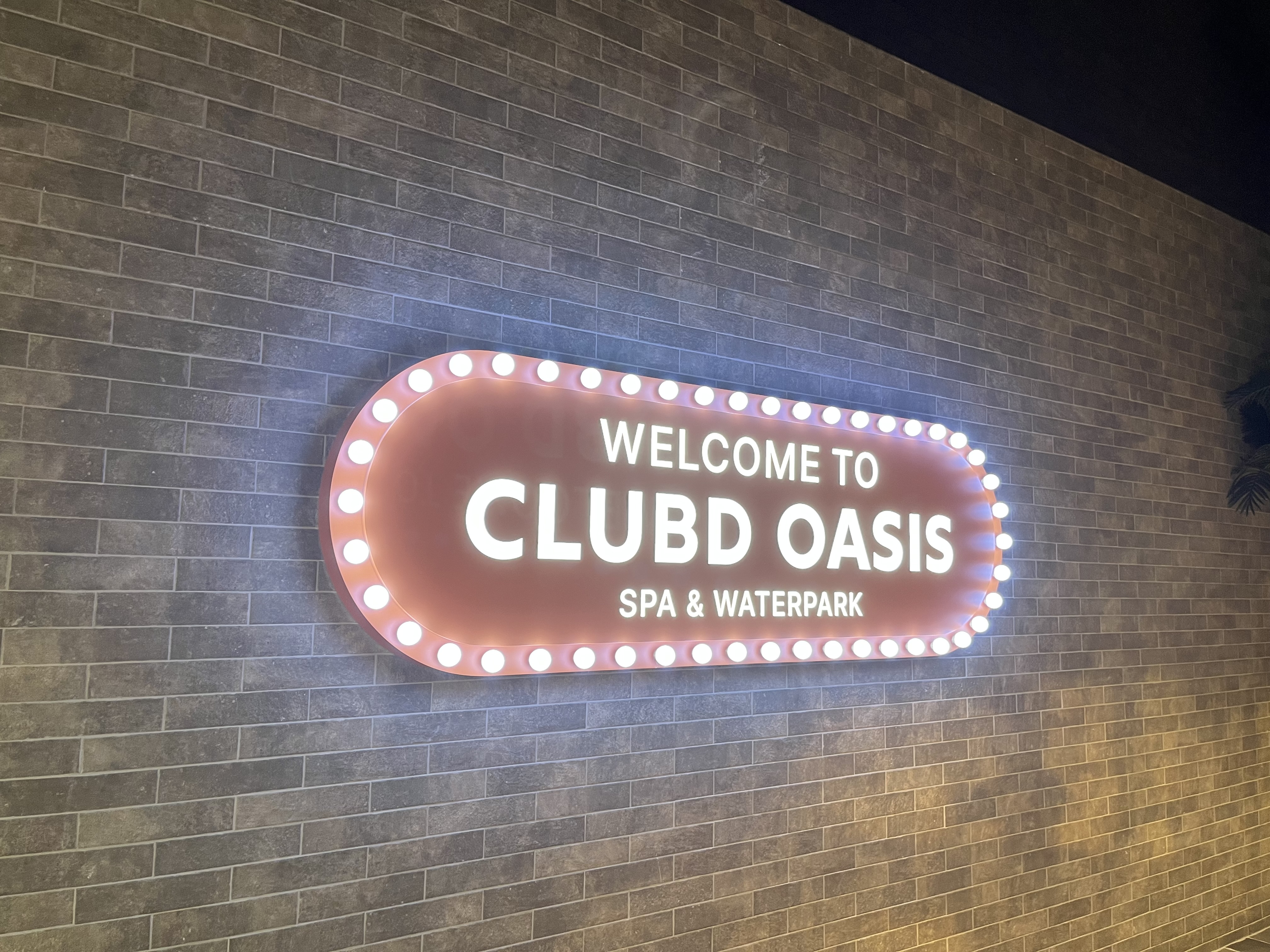 ClubD Oasis spa sign